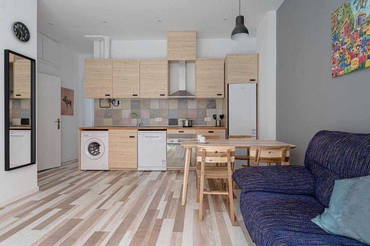 מדריד Lovely 2-Bed Flat In Tetuan By Sharingco. מראה חיצוני תמונה